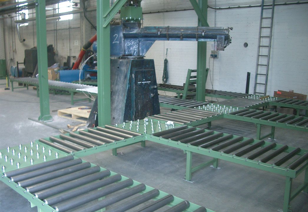 Рольганг (Роликовый конвейер)